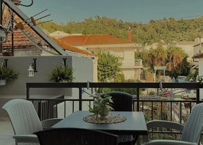 Apartment Anemelia Apartments-port *